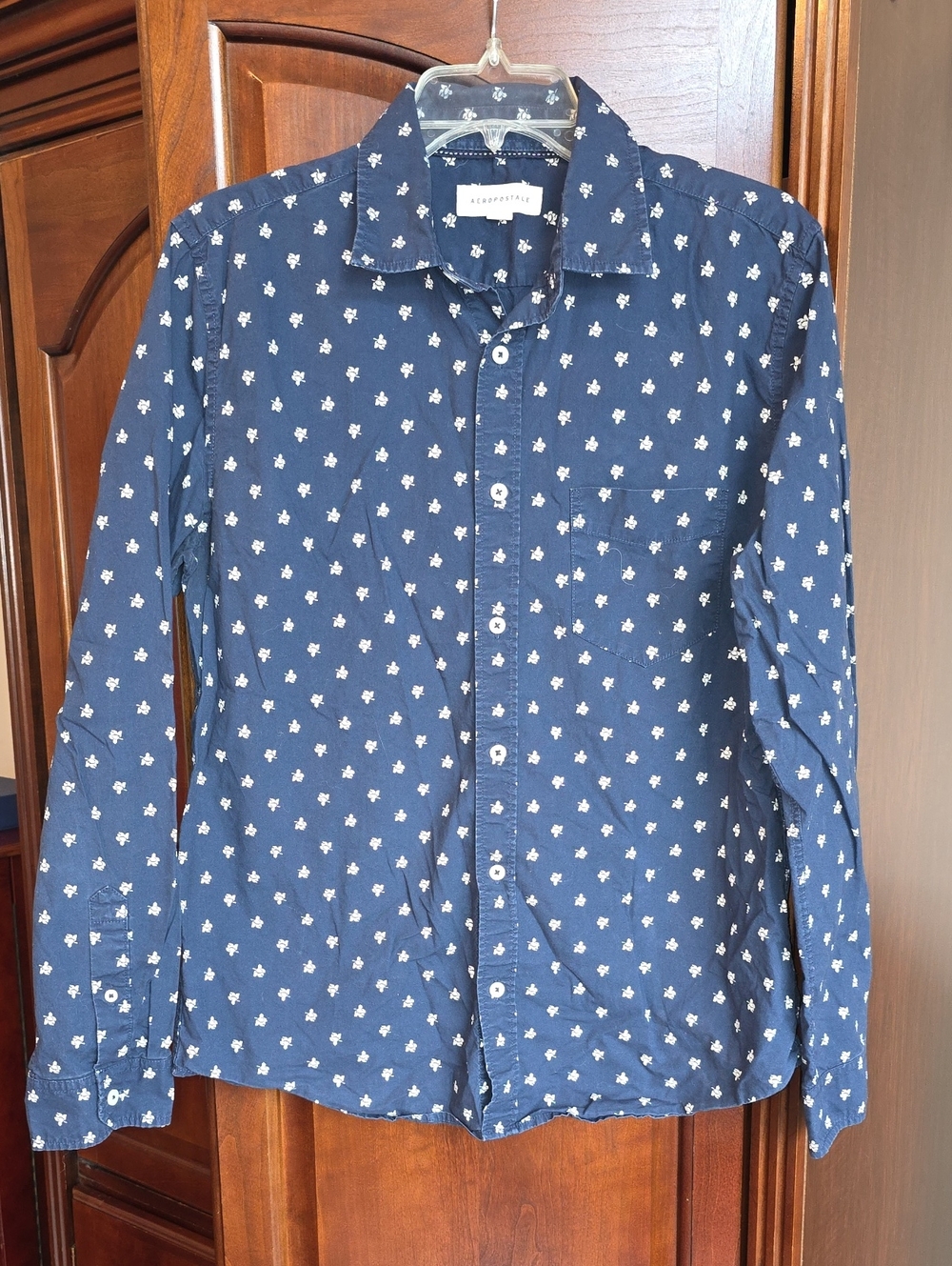 Aeropostale Cotton Button-Down Shirt with White Floral Print Med